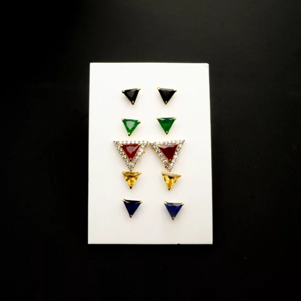 ER-1912001 - 5 in 1 Triangle Interchangeable Ear Tops Set