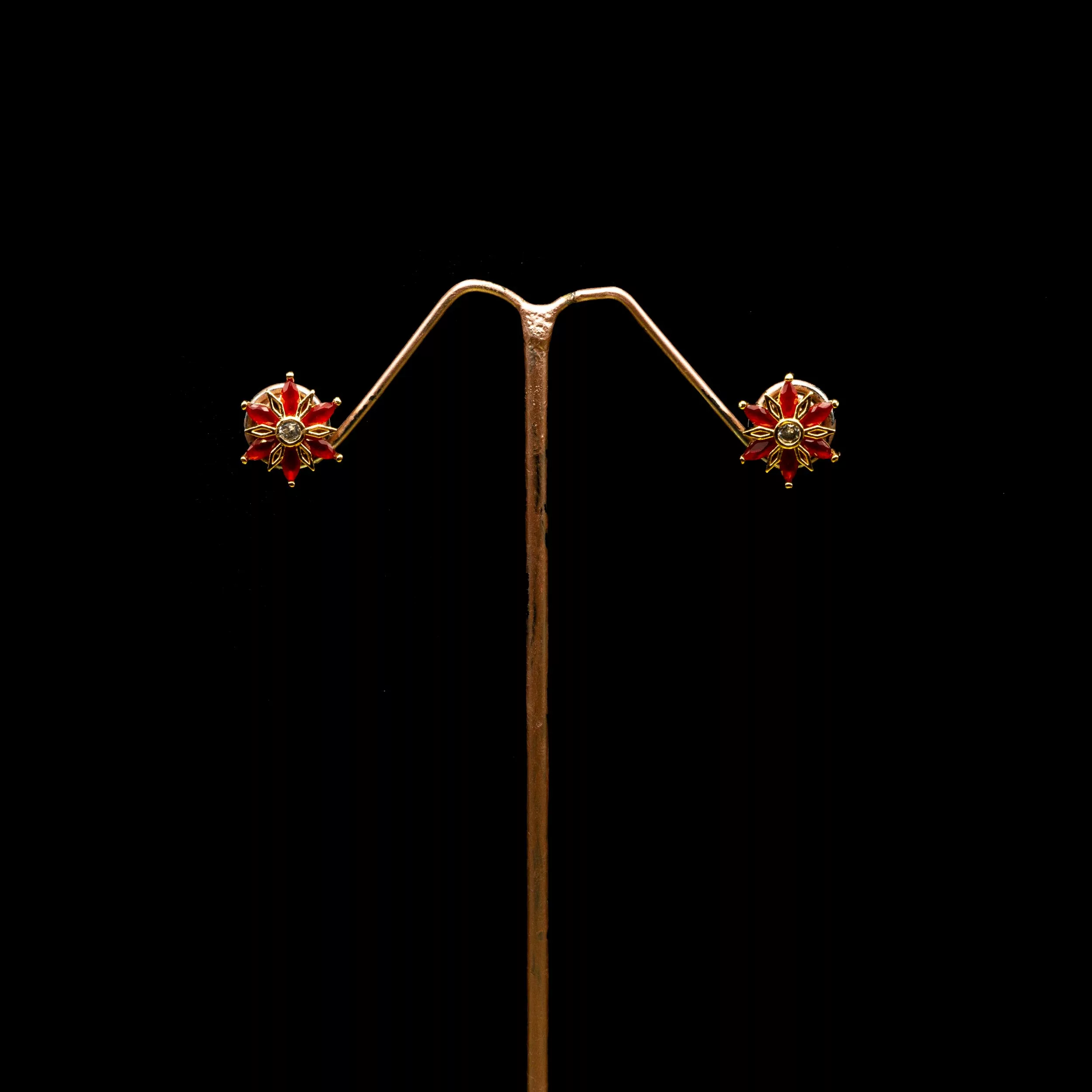 ER-2101002 – American Diamond & Ruby Studs ER-2101002 – American Diamond & Ruby Studs