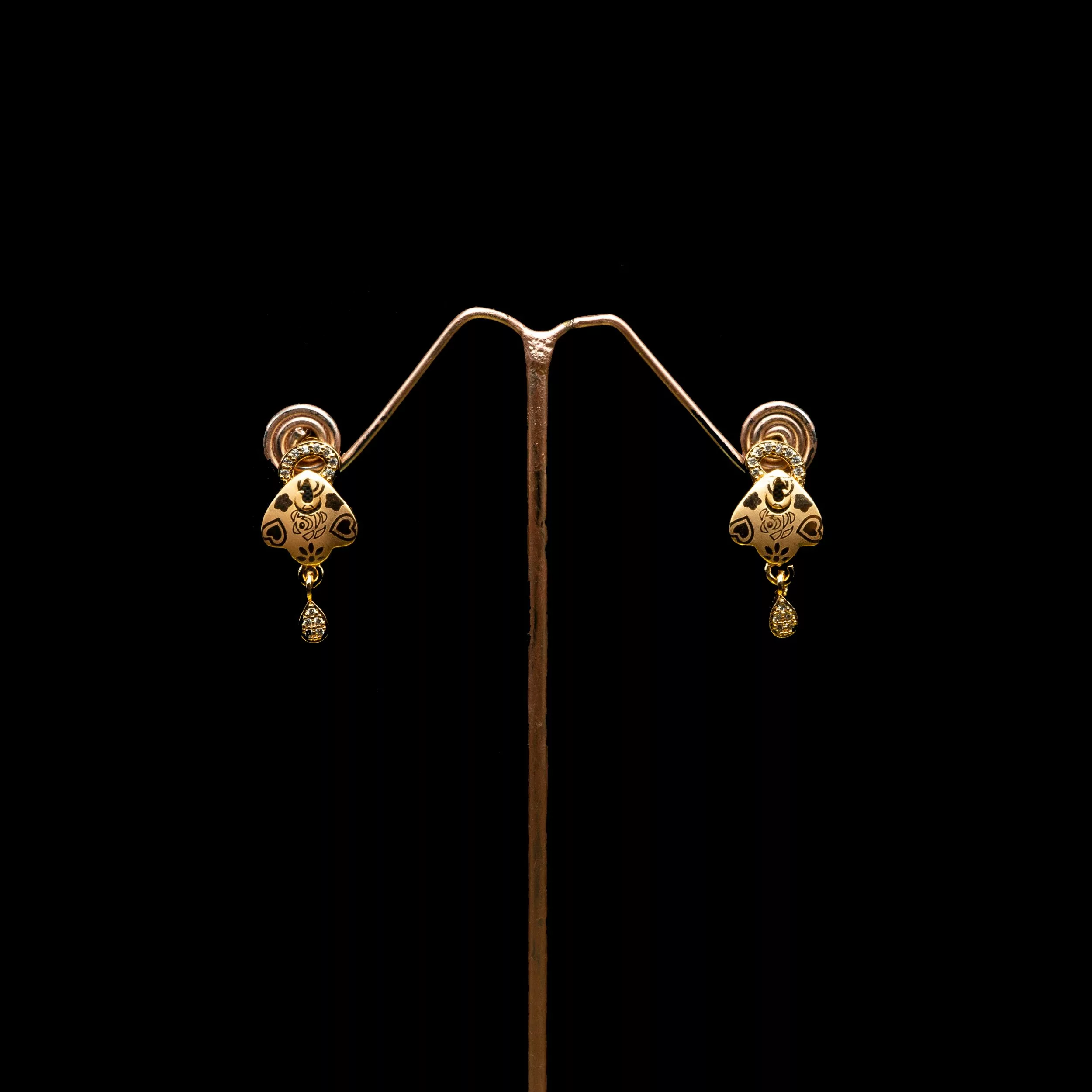 ER-2101016 - American Diamond Flower Printed Studs ER-2101016 - American Diamond Flower Printed Studs