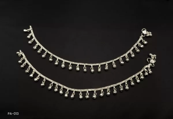 PA-013 - Silver Plated Anklets