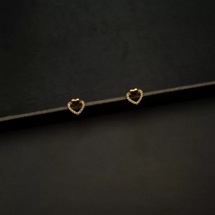 ER-2202001 - American Diamond Heart Stud Earrings