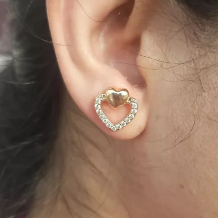 ER-2202001 - American Diamond Heart Stud Earrings