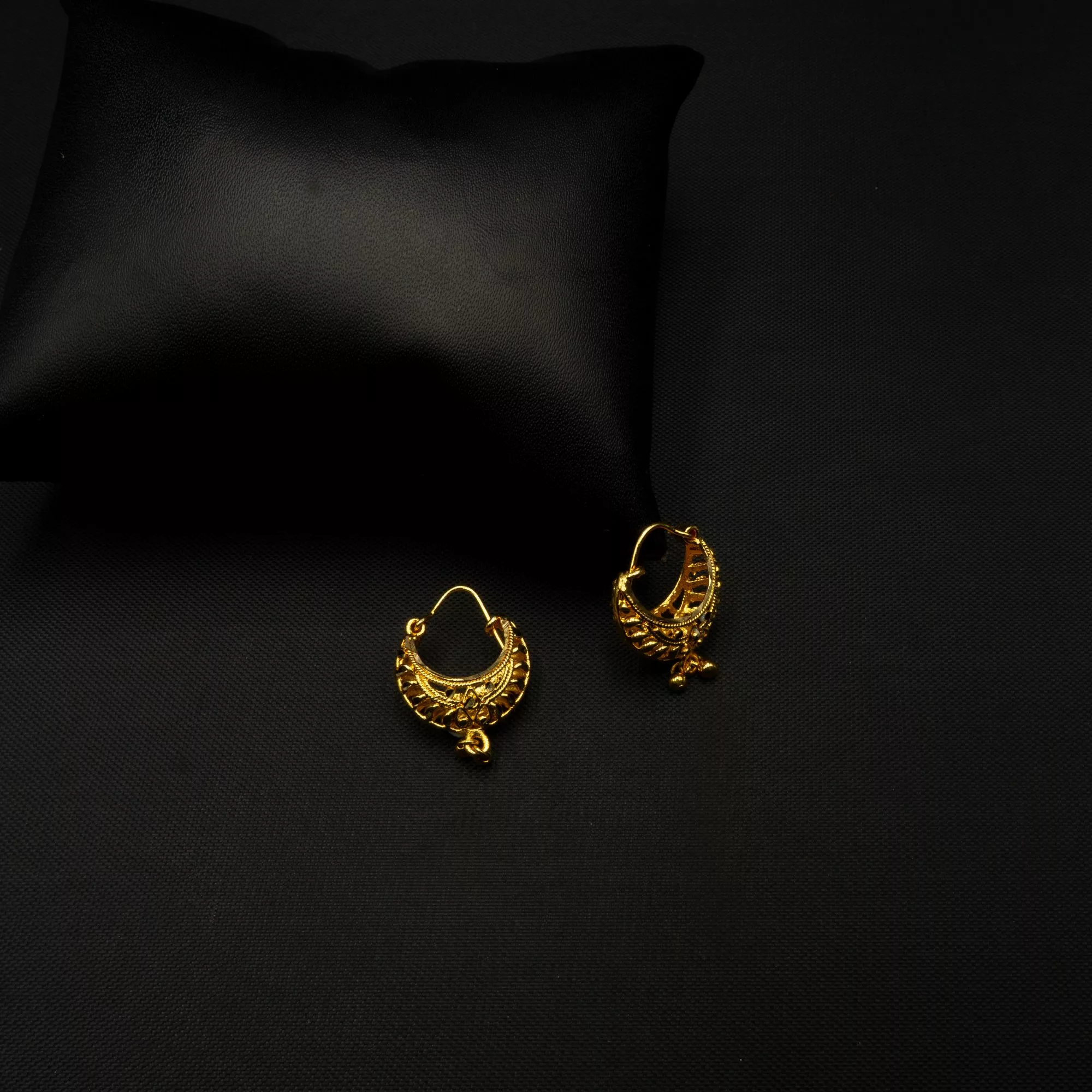 ER-2108002 - Gold Plated Dainty Hoop Earrings ER-2108002 - Gold Plated Dainty Hoop Earrings