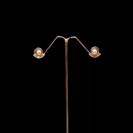 ER-2205002 - Dainty & Minimal American Diamond Studs