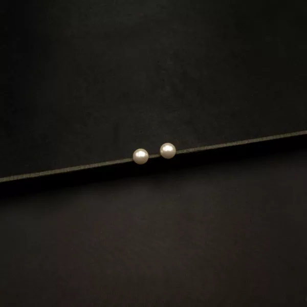 ER-2206012 - Regal Gold Plated Pearl Stud Earrings