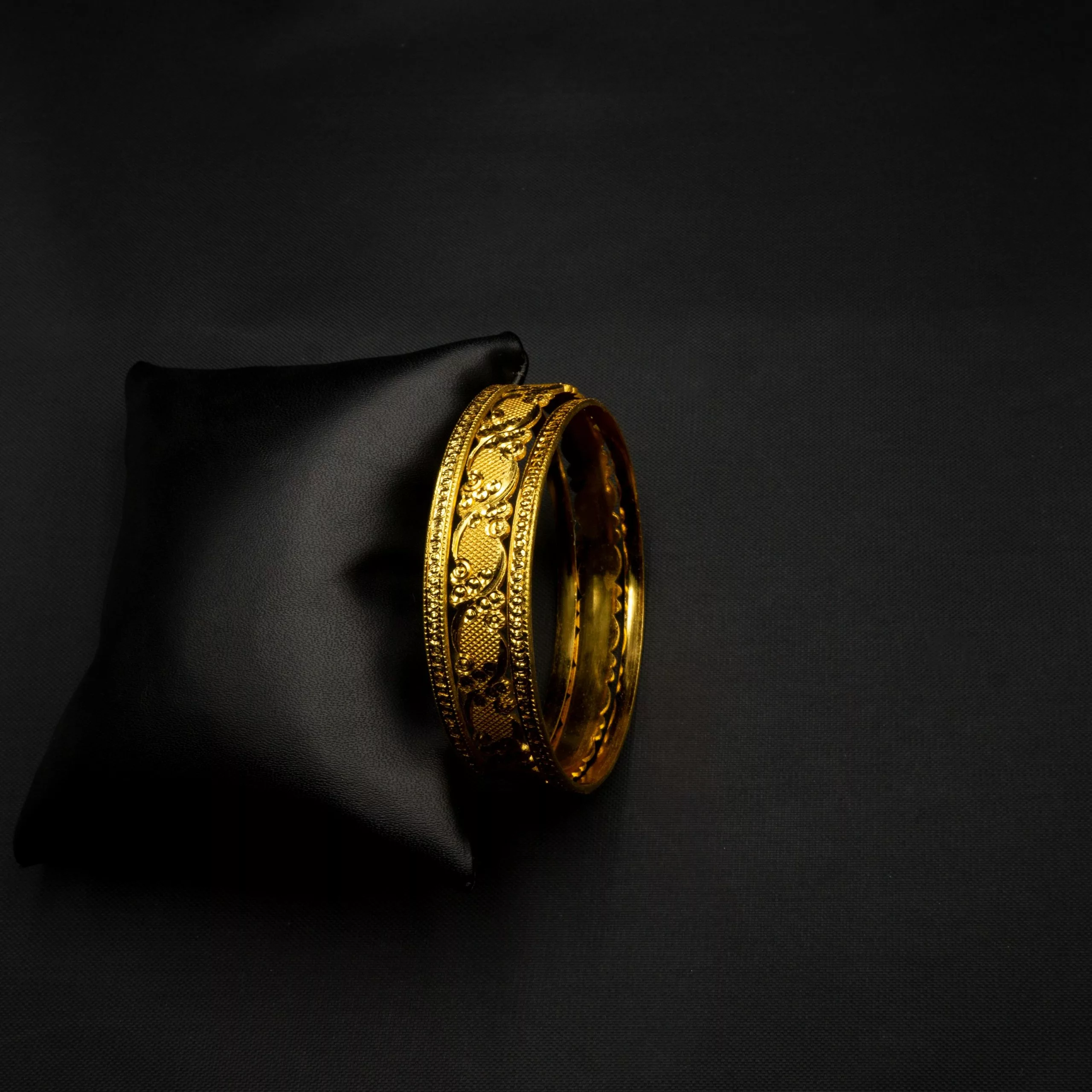 BA-2104003 - Gold Plated Bangles BA-2104003 - Gold Plated Bangles