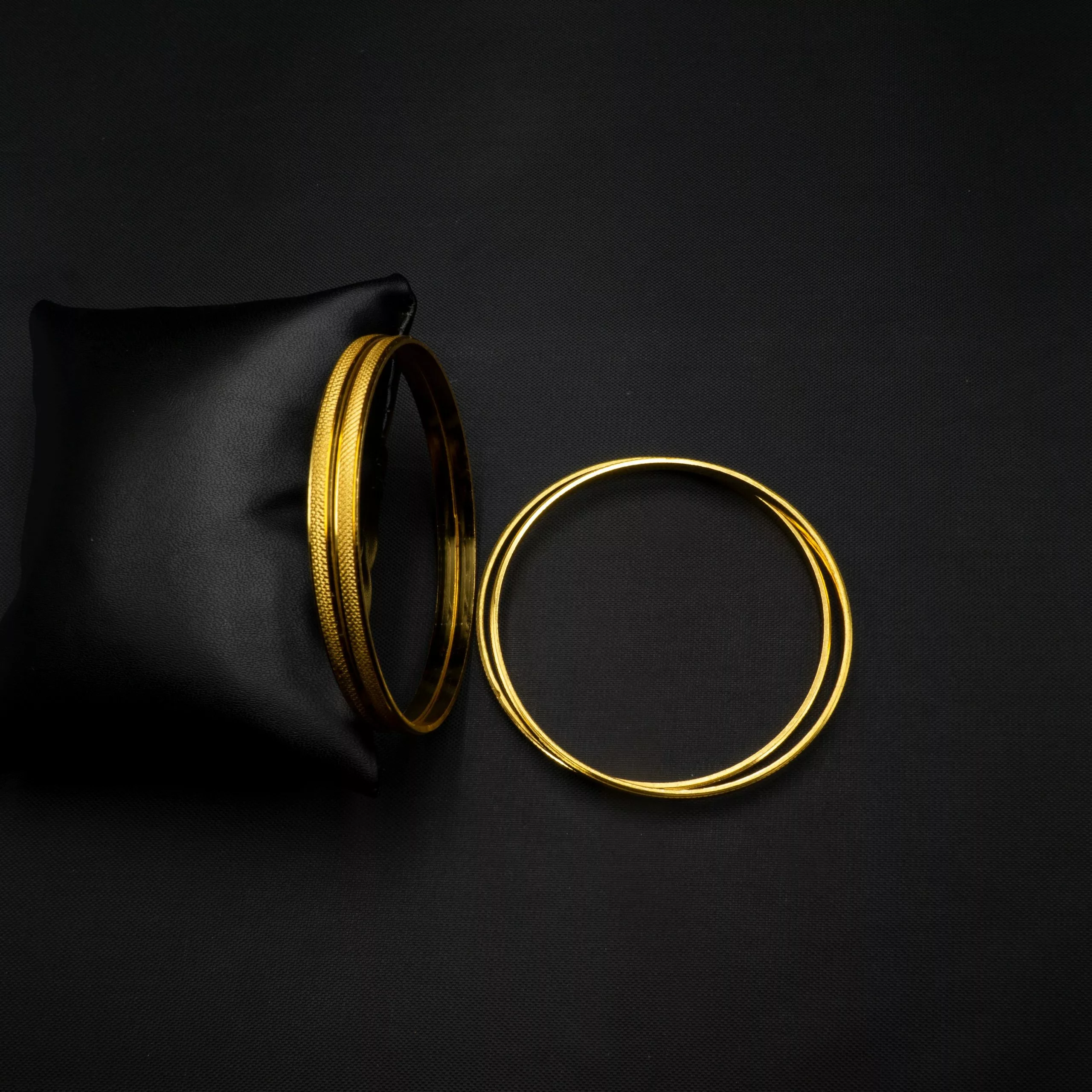 BA-2108005 - Gold Plated Bangles BA-2108005 - Gold Plated Bangles