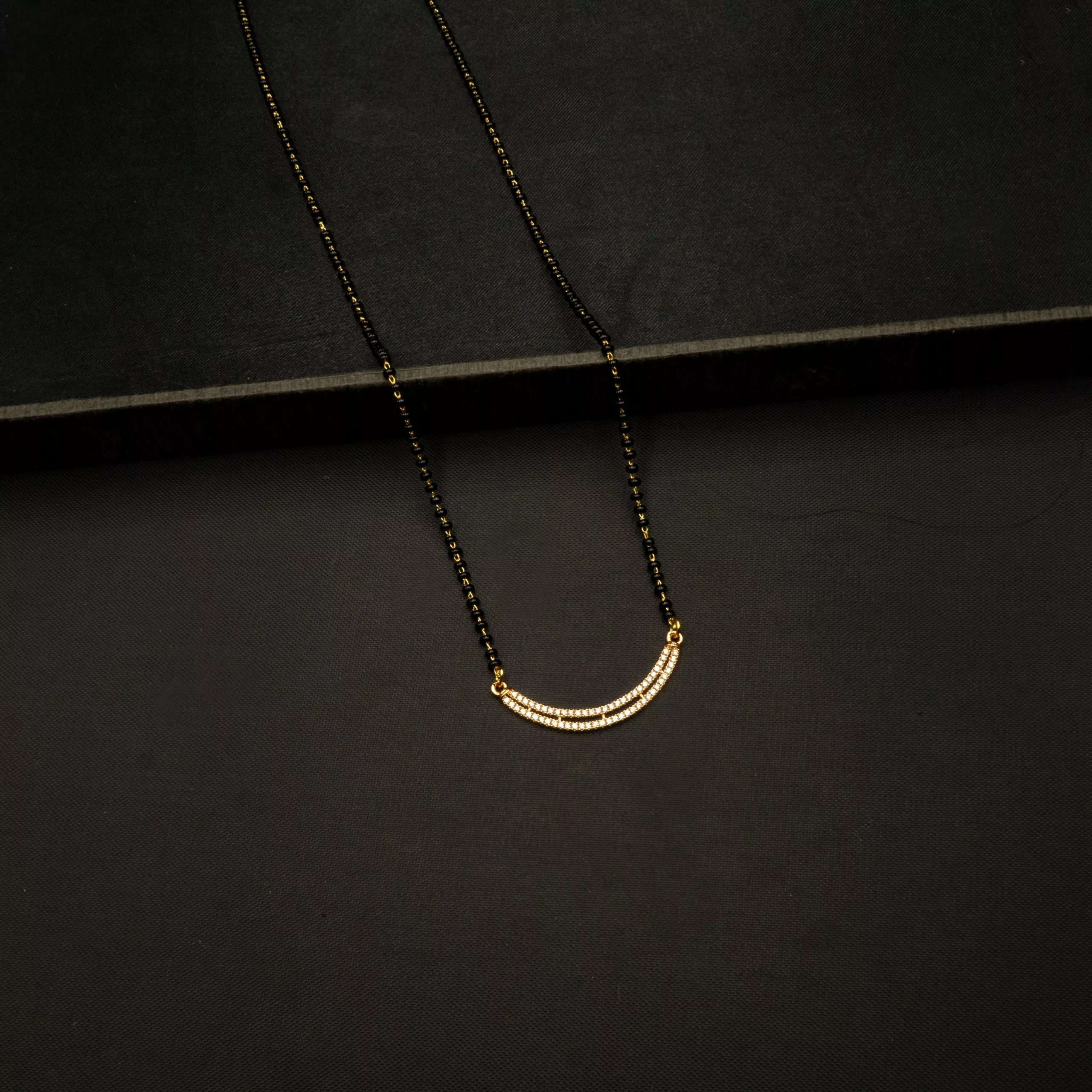 MA-2207003 - American Diamond Minimalist Mangalsutra MA-2207003 - American Diamond Minimalist Mangalsutra