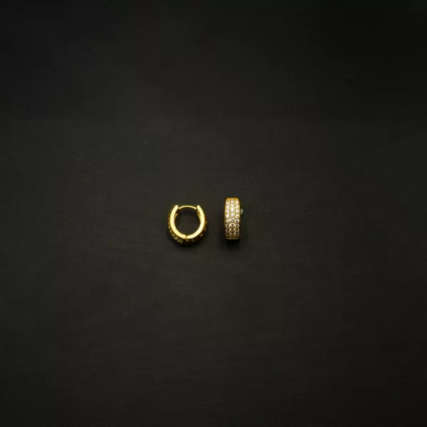 ER-2211002 - American Diamond Oval Hoop Earring