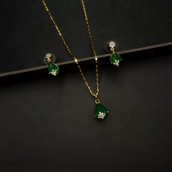 PS-2210005 - American Diamond Emerald Green Teardrop Pendant Set