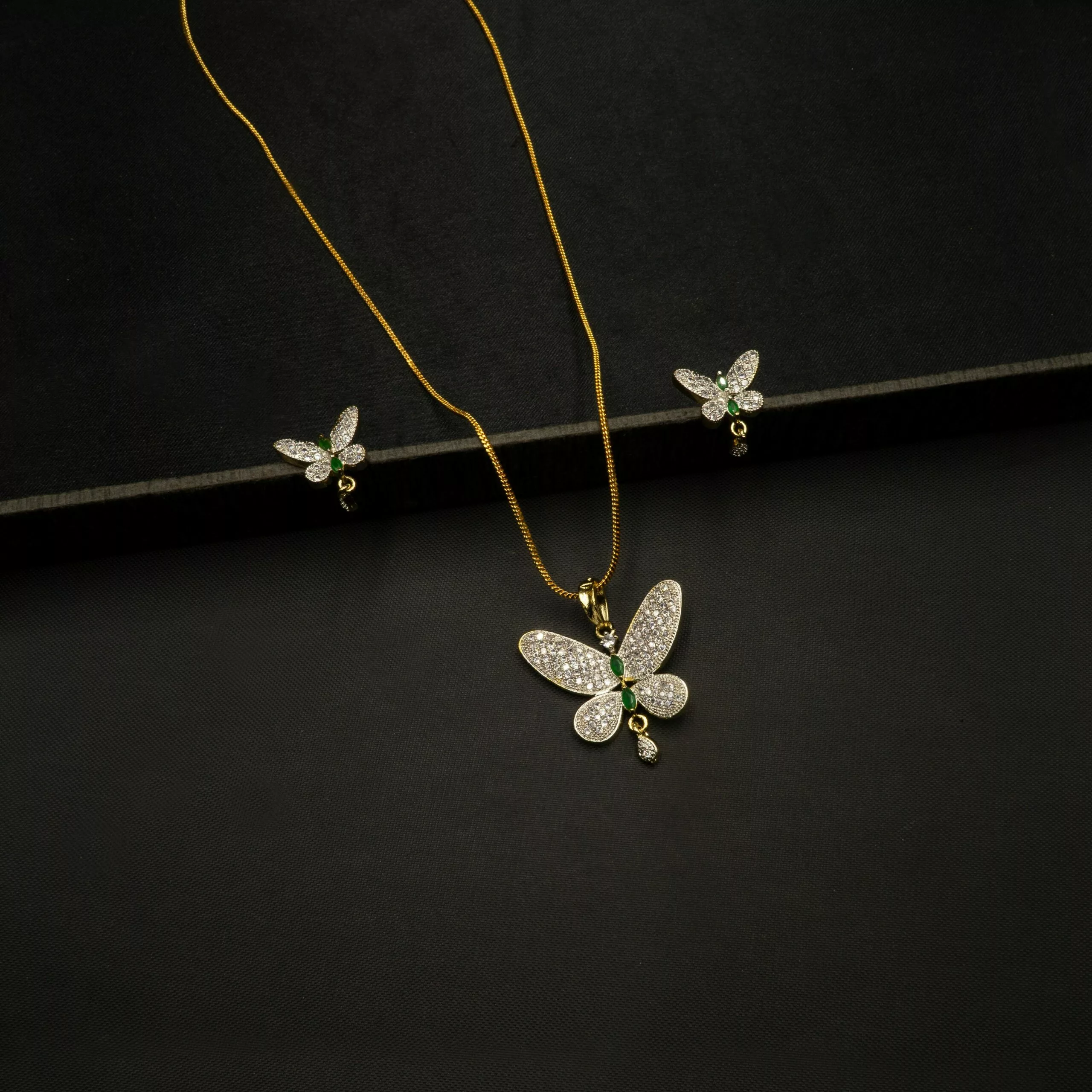 PS-2212001 - American Diamond Contemporary Butterfly Pendant Set PS-2212001 - American Diamond Contemporary Butterfly Pendant Set