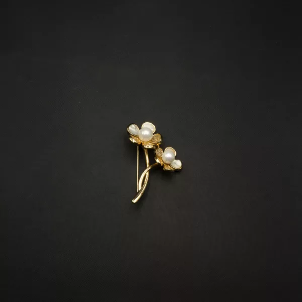 BR-2212005 - American Diamond Contemporary Flowers Brooch
