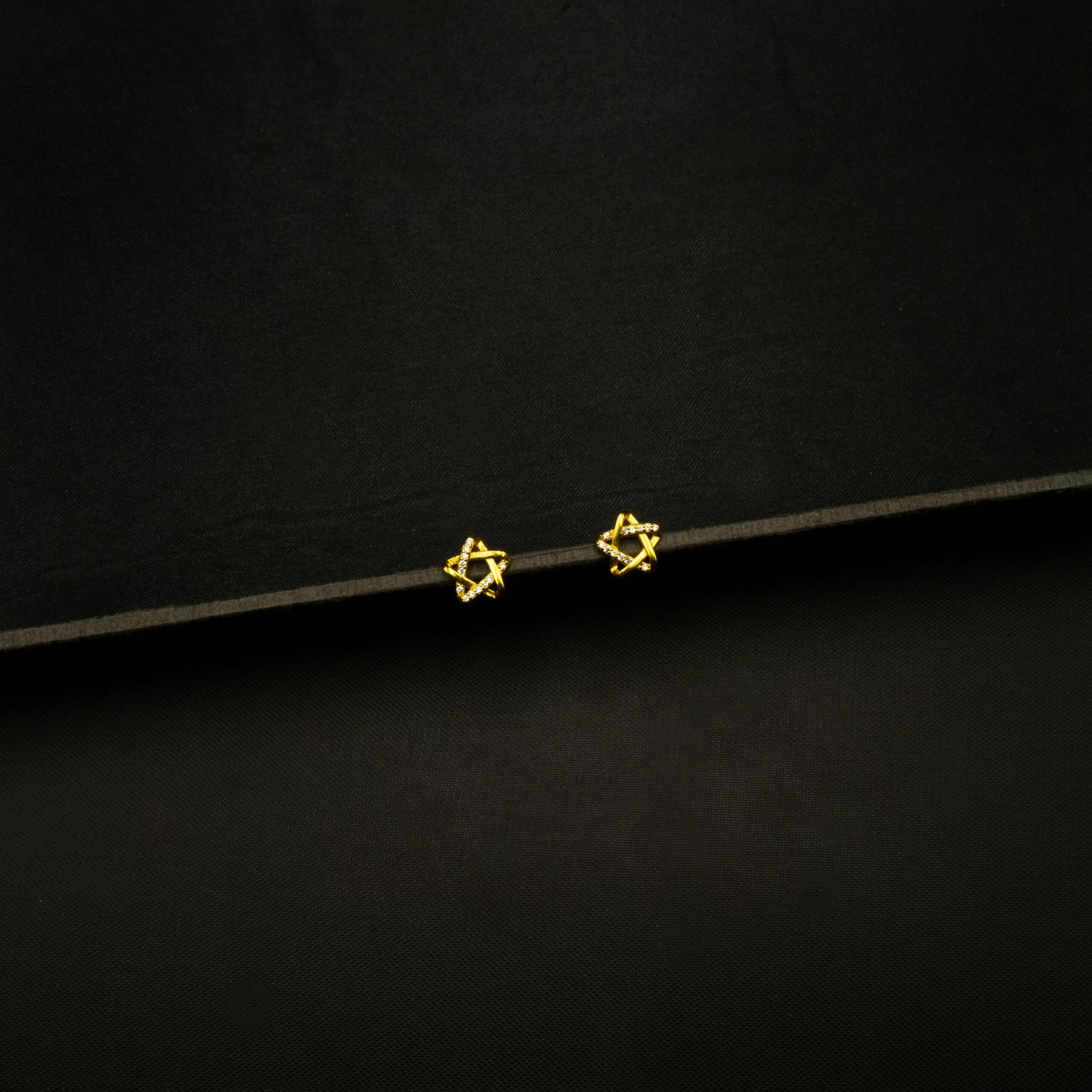 ER-2301005 - Gold Plated American Diamond Star Studs ER-2301005 - Gold Plated American Diamond Star Studs