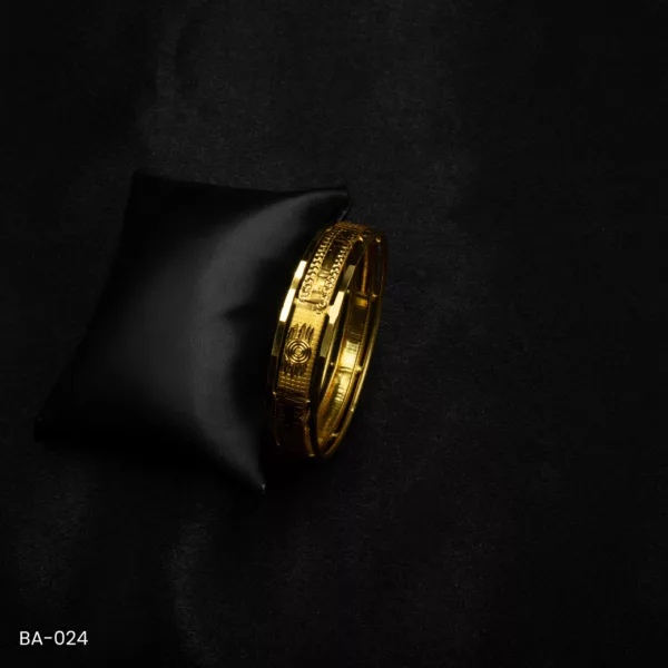 BA-024 - Gold Plated Bangle