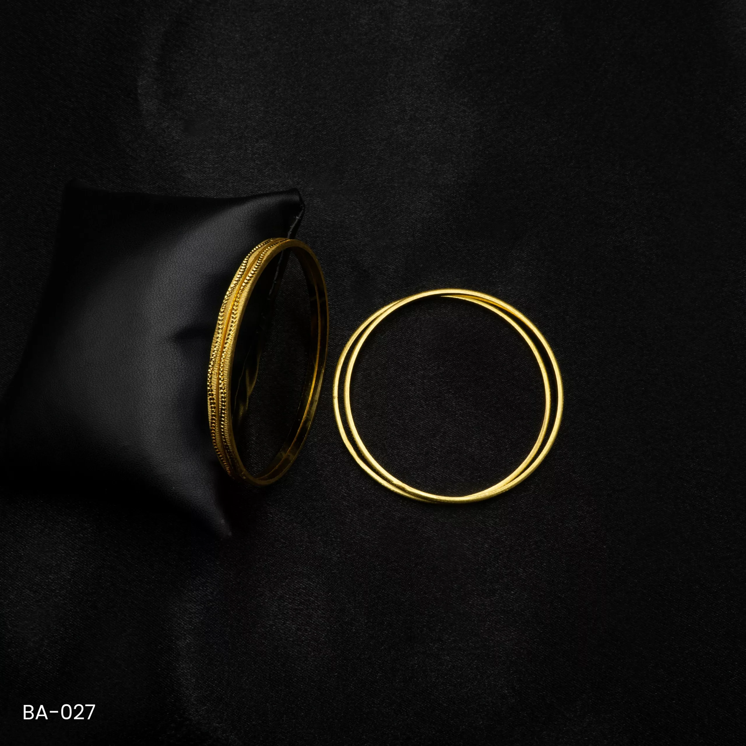 BA-027 - Gold Plated 4 Pcs Set Bangles BA-027 - Gold Plated 4 Pcs Set Bangles