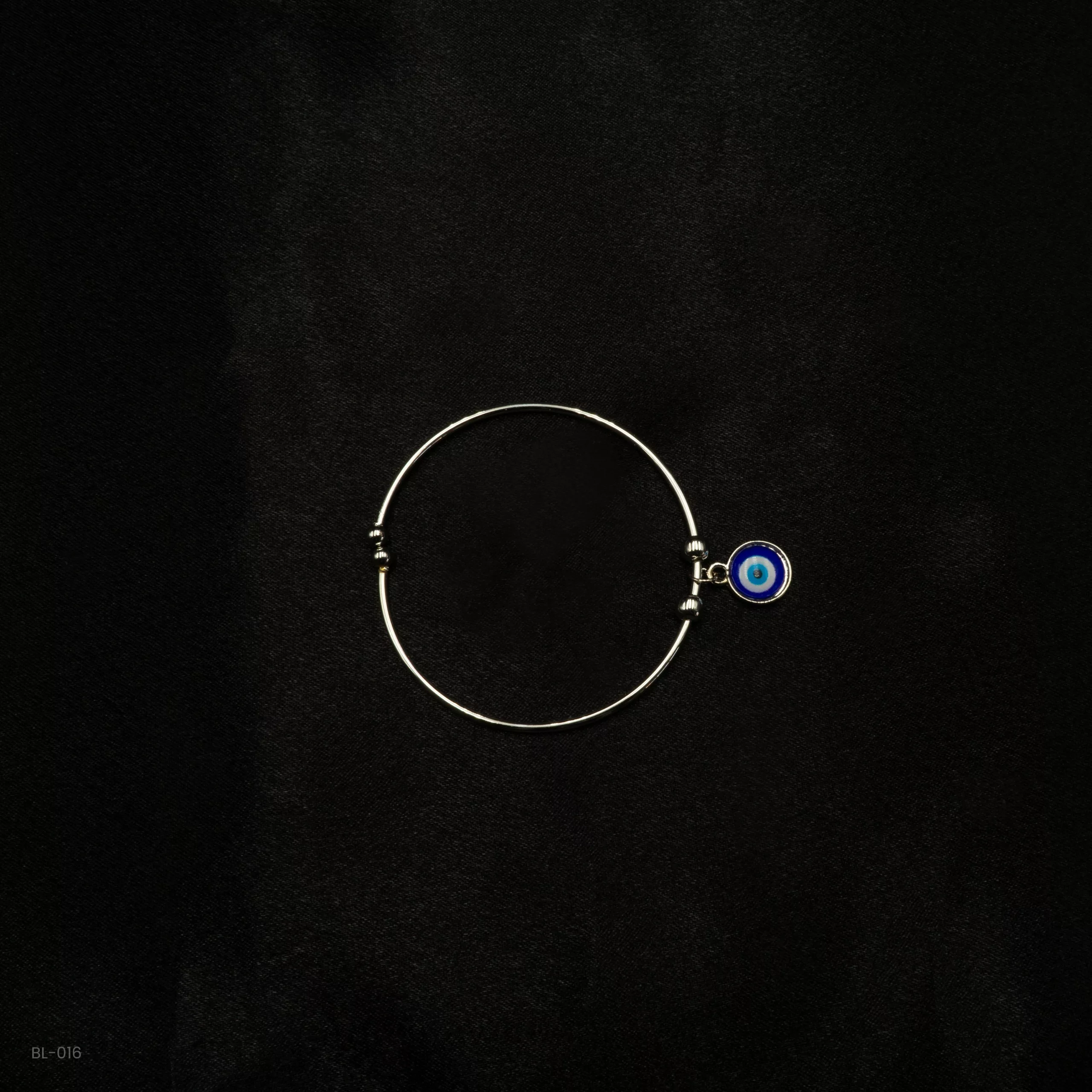 BL-016 - Minimalist Elegance Silver Plated Bracelet with Evil Eye Charm BL-016 - Minimalist Elegance Silver Plated Bracelet with Evil Eye Charm