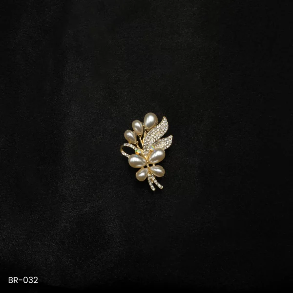 BR-032 - Modern Contemporary Saree Pin Fashion Brooch