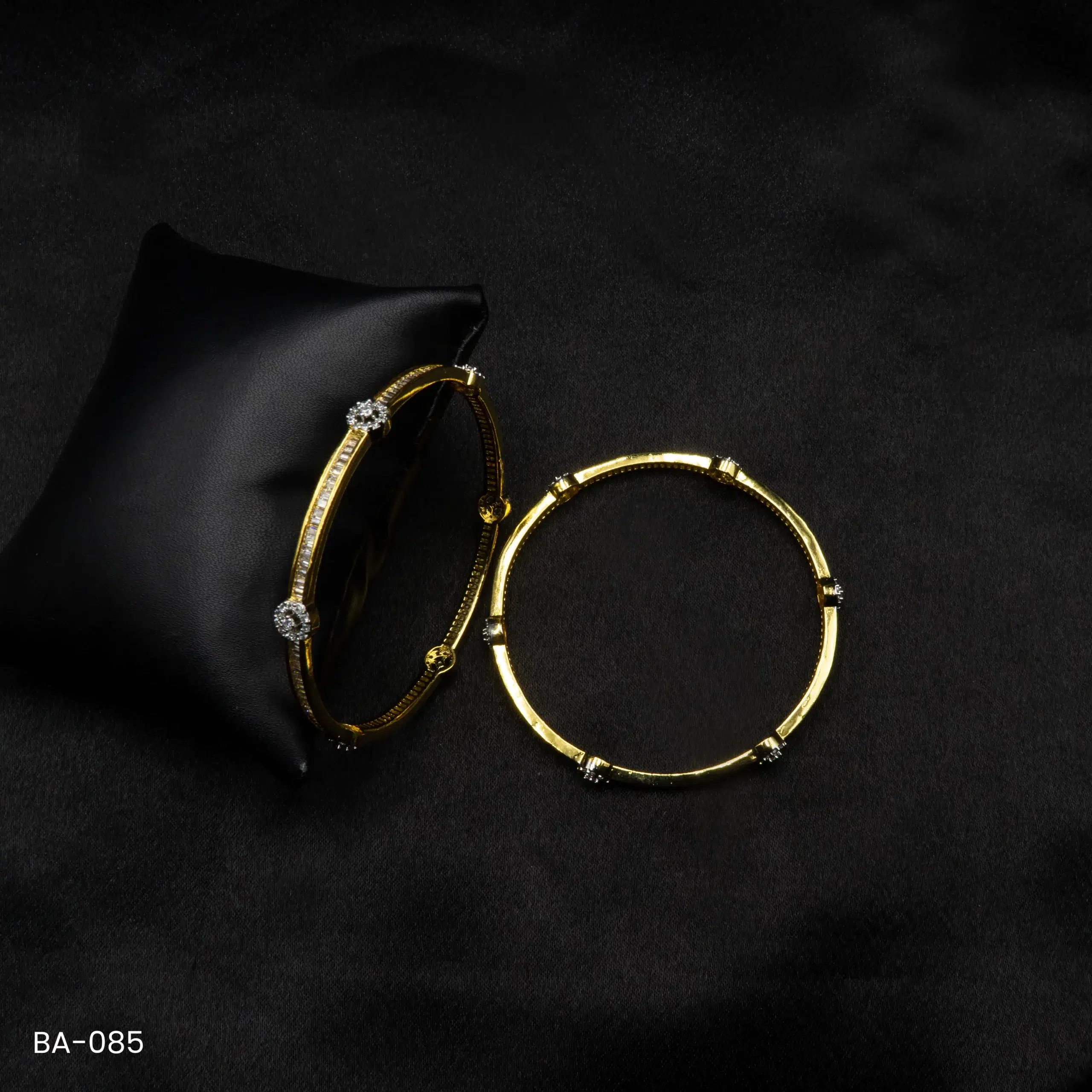 BA-085 - Minimalist & Subtle American Diamond 2 Pcs Set Bangles BA-085 - Minimalist & Subtle American Diamond 2 Pcs Set Bangles