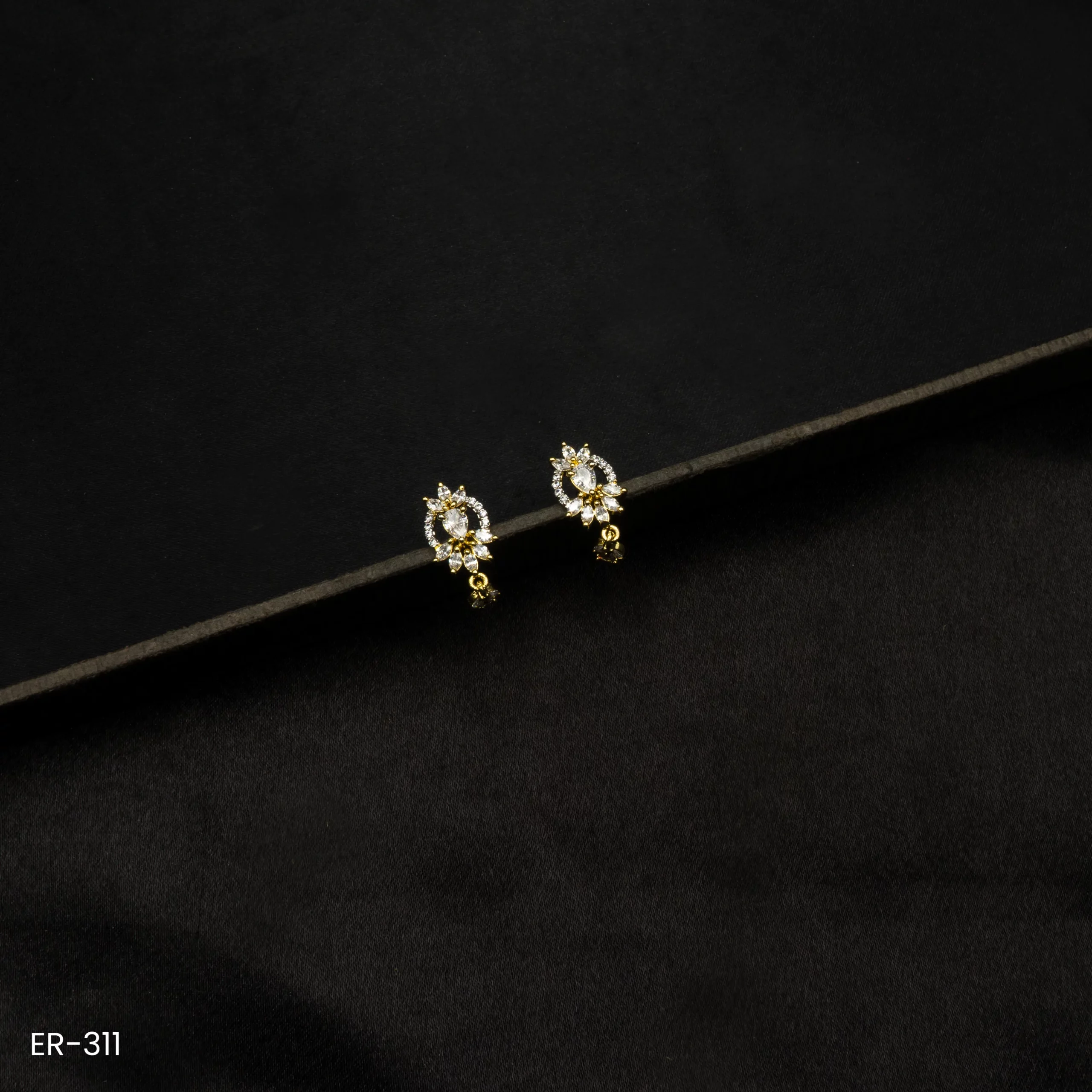 ER-311 - Elegant Statement Piece Gold Plated Oval Halo American Diamond Earrings ER-311 - Elegant Statement Piece Gold Plated Oval Halo American Diamond Earrings