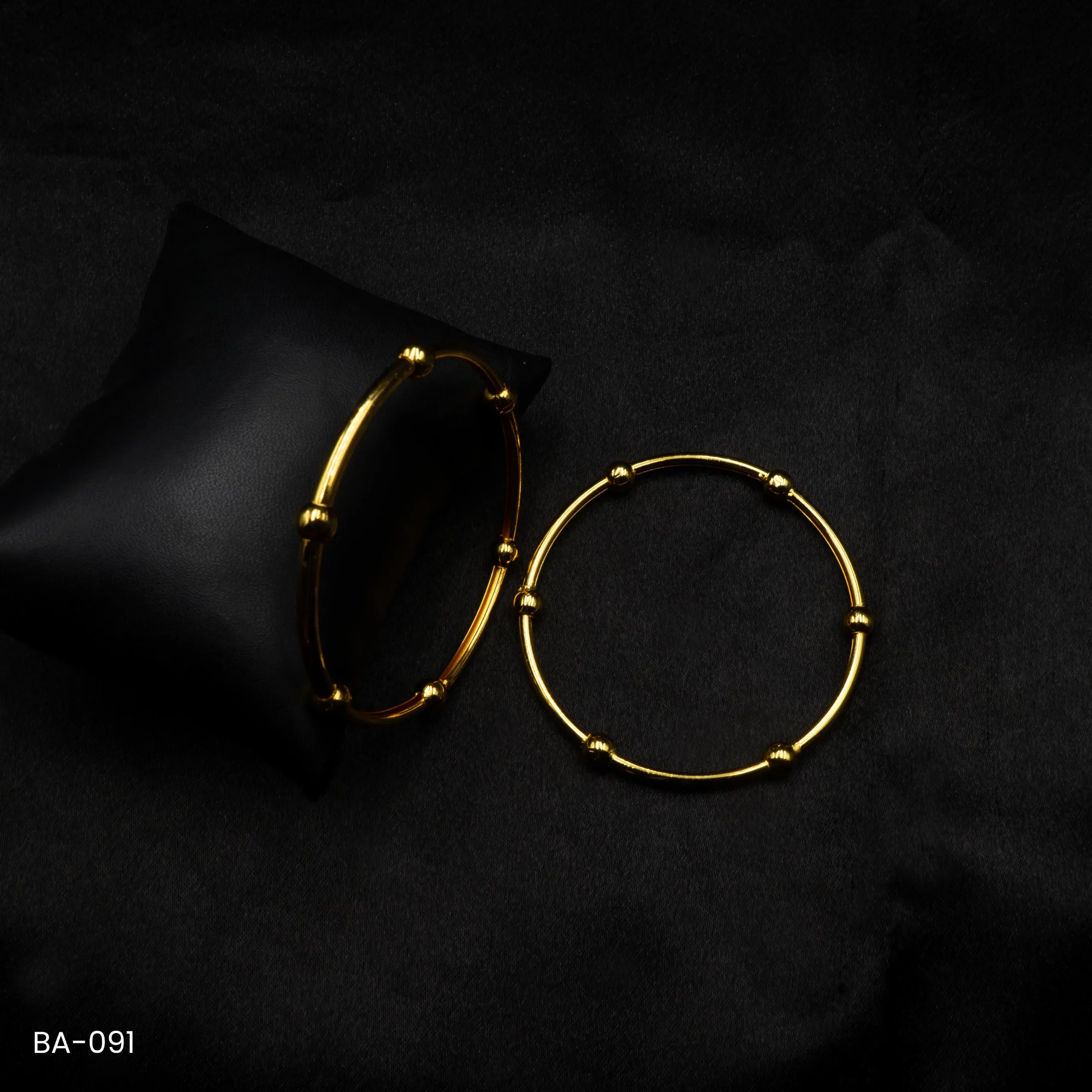 BA-091 - Gold Plated 2 Pcs Set Bangles BA-091 - Gold Plated 2 Pcs Set Bangles