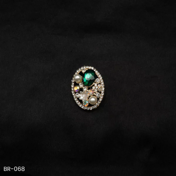 BR-068 - Saree Glam Floral Elegance Green Crystal Vintage Oval Fashion Brooch with Pearls & Zircons