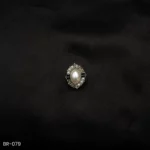 BR-079 - Vintage Inspired Oval Brooch – Statement Pearl Pin for Saree or Blazer