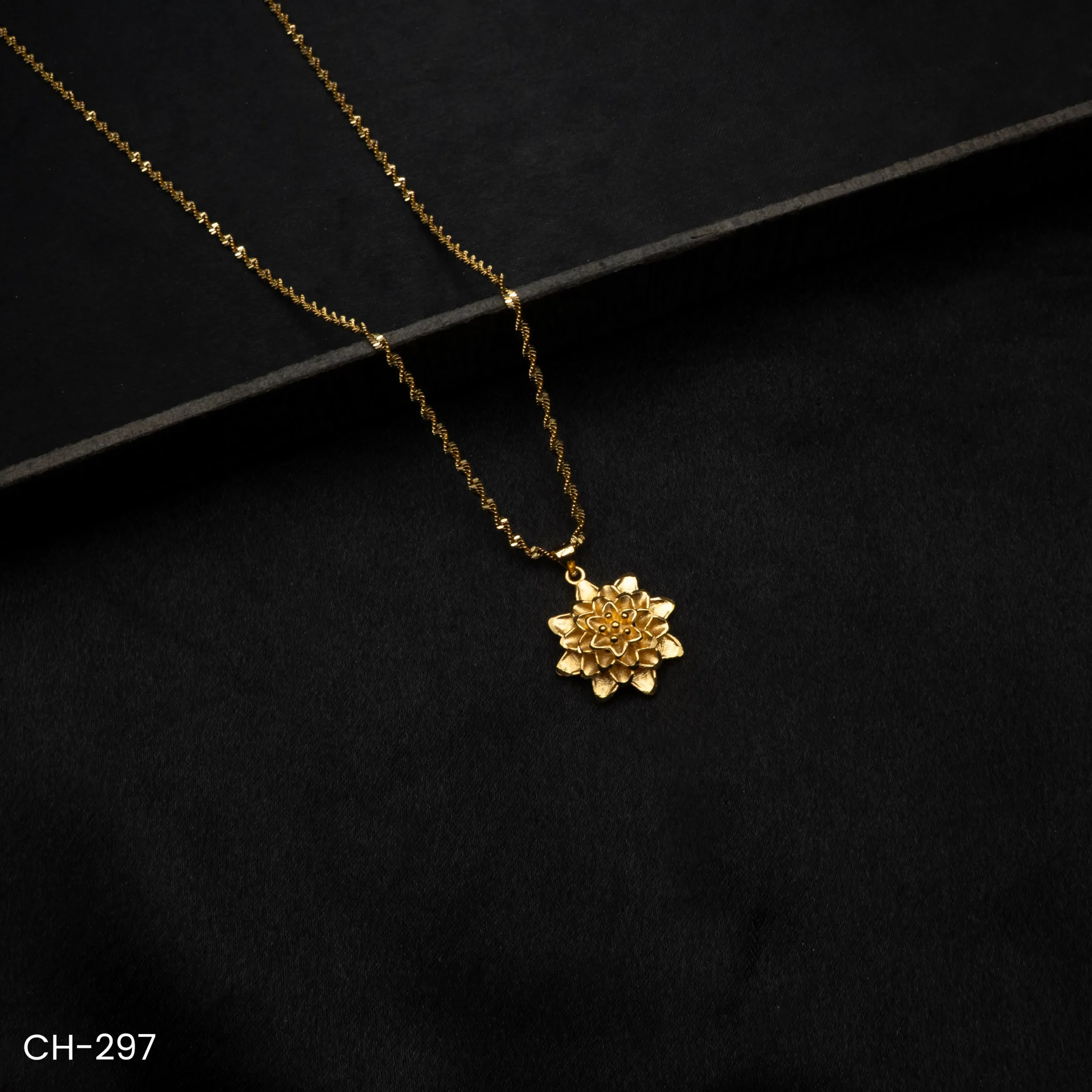 CH-297 - Elegant Lotus Design Pendant – Traditional Touch for Modern Looks CH-297 - Elegant Lotus Design Pendant – Traditional Touch for Modern Looks