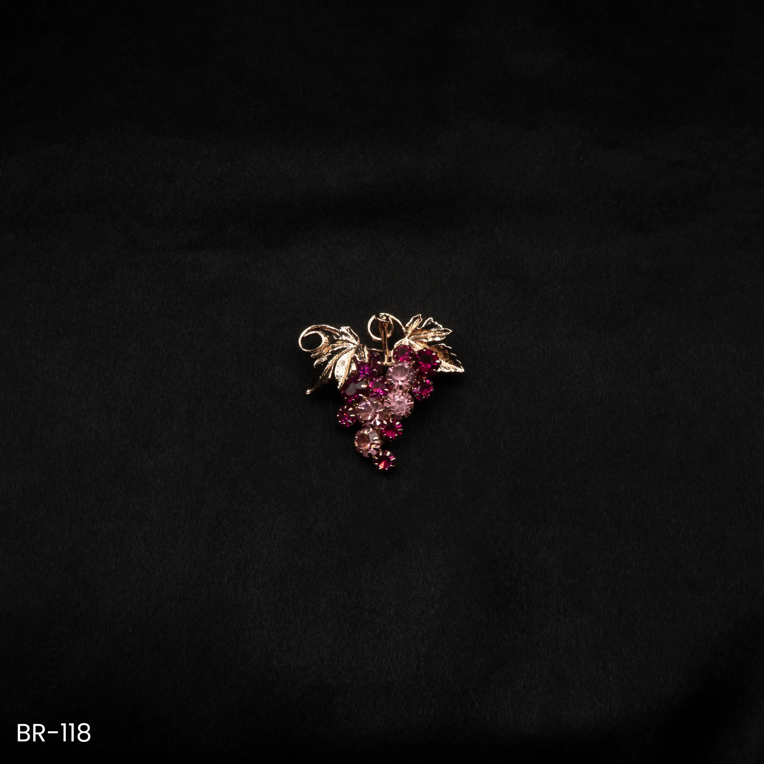 BR-118 - Elegant Playful Sparkle Grapevine Fashion Brooch BR-118 - Elegant Playful Sparkle Grapevine Fashion Brooch