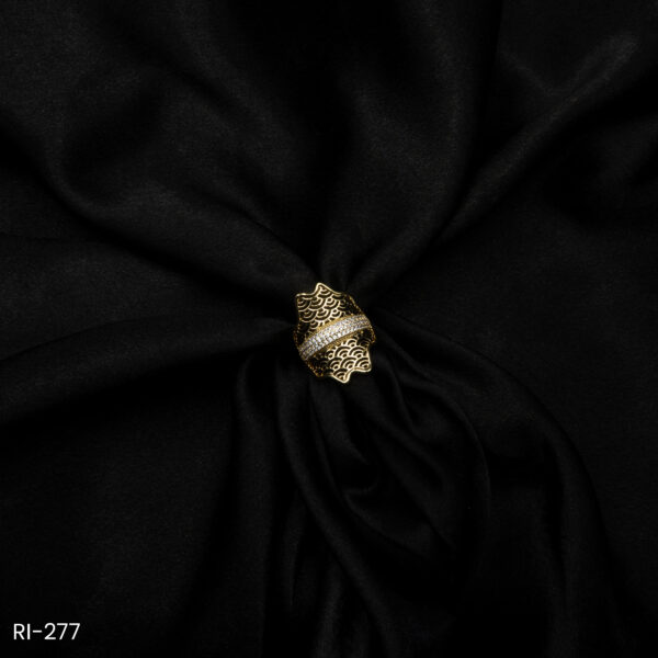 RI-277 - Ethnic Swirl Pattern Vintage American Diamond Adjustable Ring