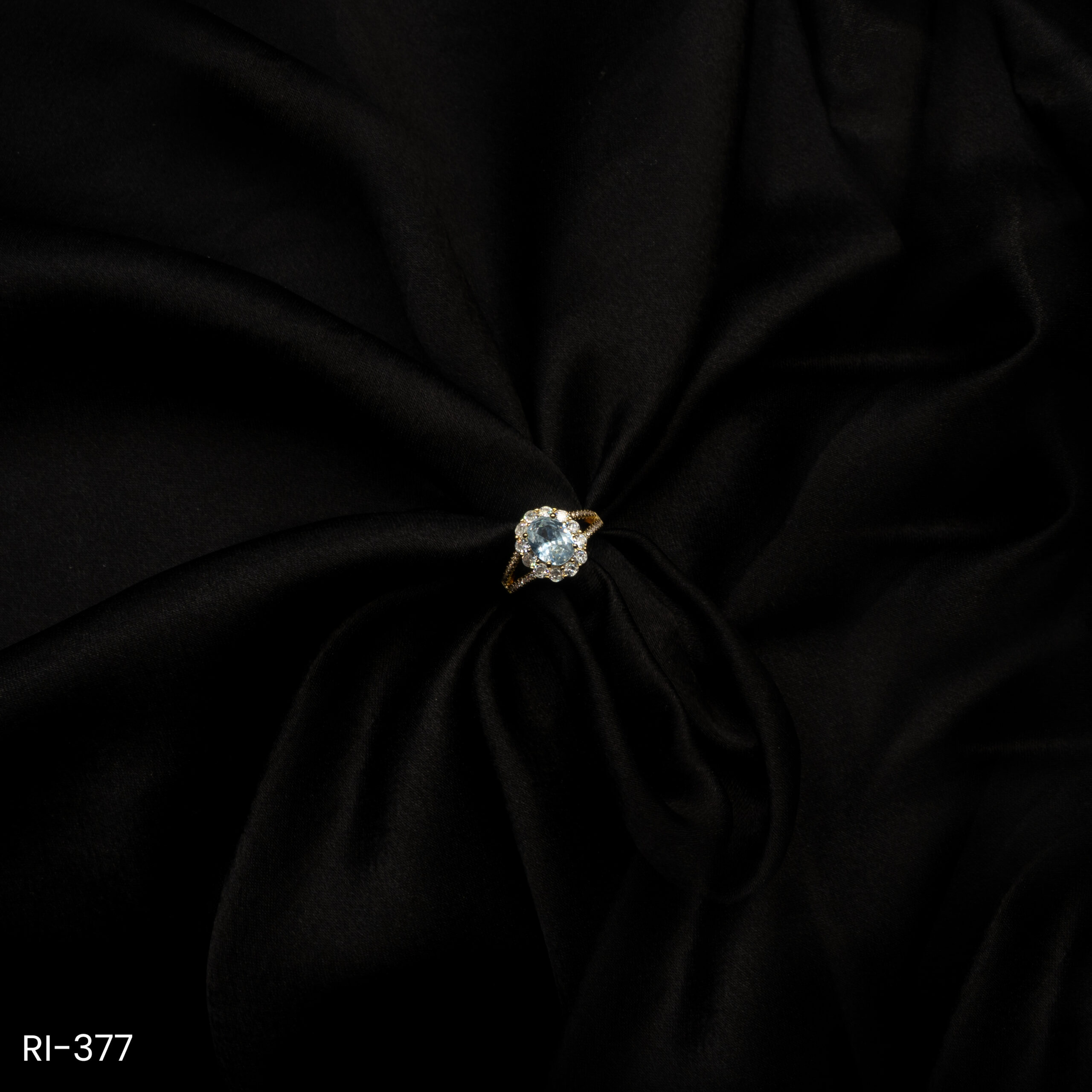 RI-377 - Eye-Catching Cocktail Piece American Diamond & White Stone Halo Ring RI-377 - Eye-Catching Cocktail Piece American Diamond & White Stone Halo Ring